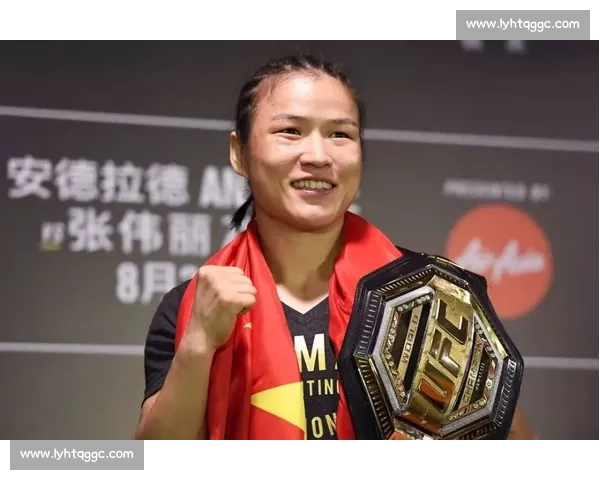 柔术血脉加冕！巴西背景邓恩斩获 UFC 草量级冠军